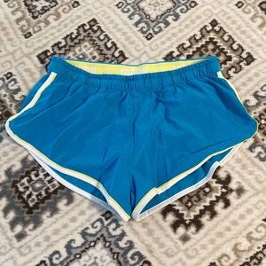 Rabbit Repeat shorts, size large